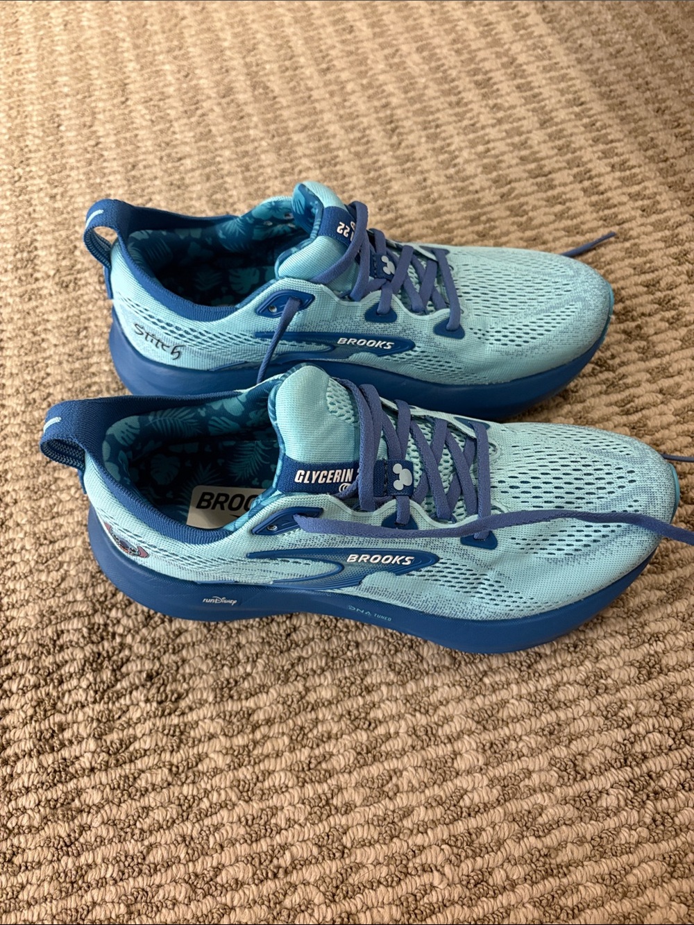 Women’s Brooks Glycerin Stitch xRunDisney LIMITED EDITION